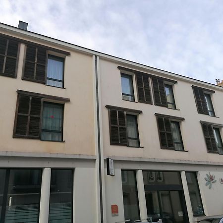 Terres De France - Appart'Hotel Quimper Bretagne Экстерьер фото