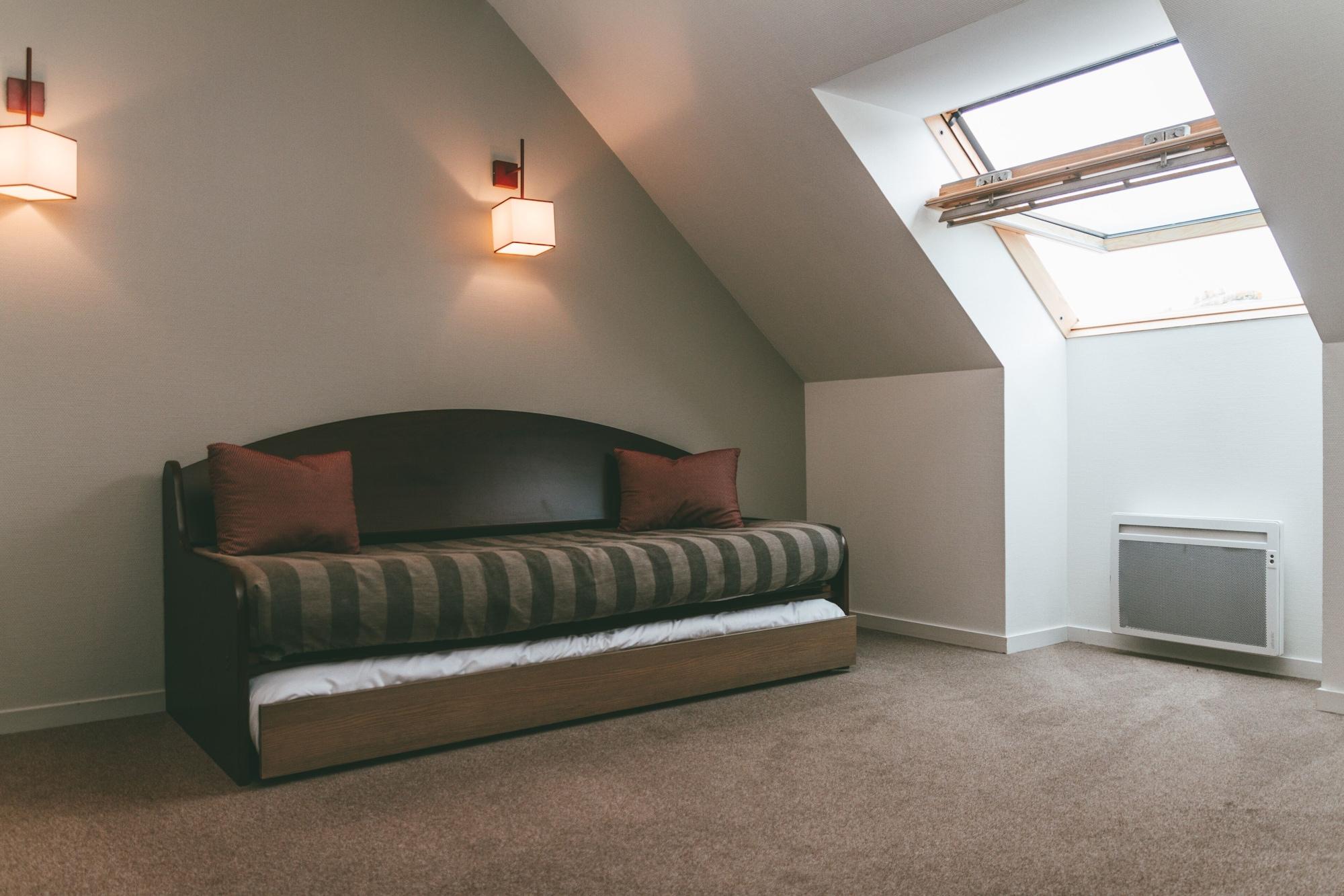 Terres De France - Appart'Hotel Quimper Bretagne Экстерьер фото