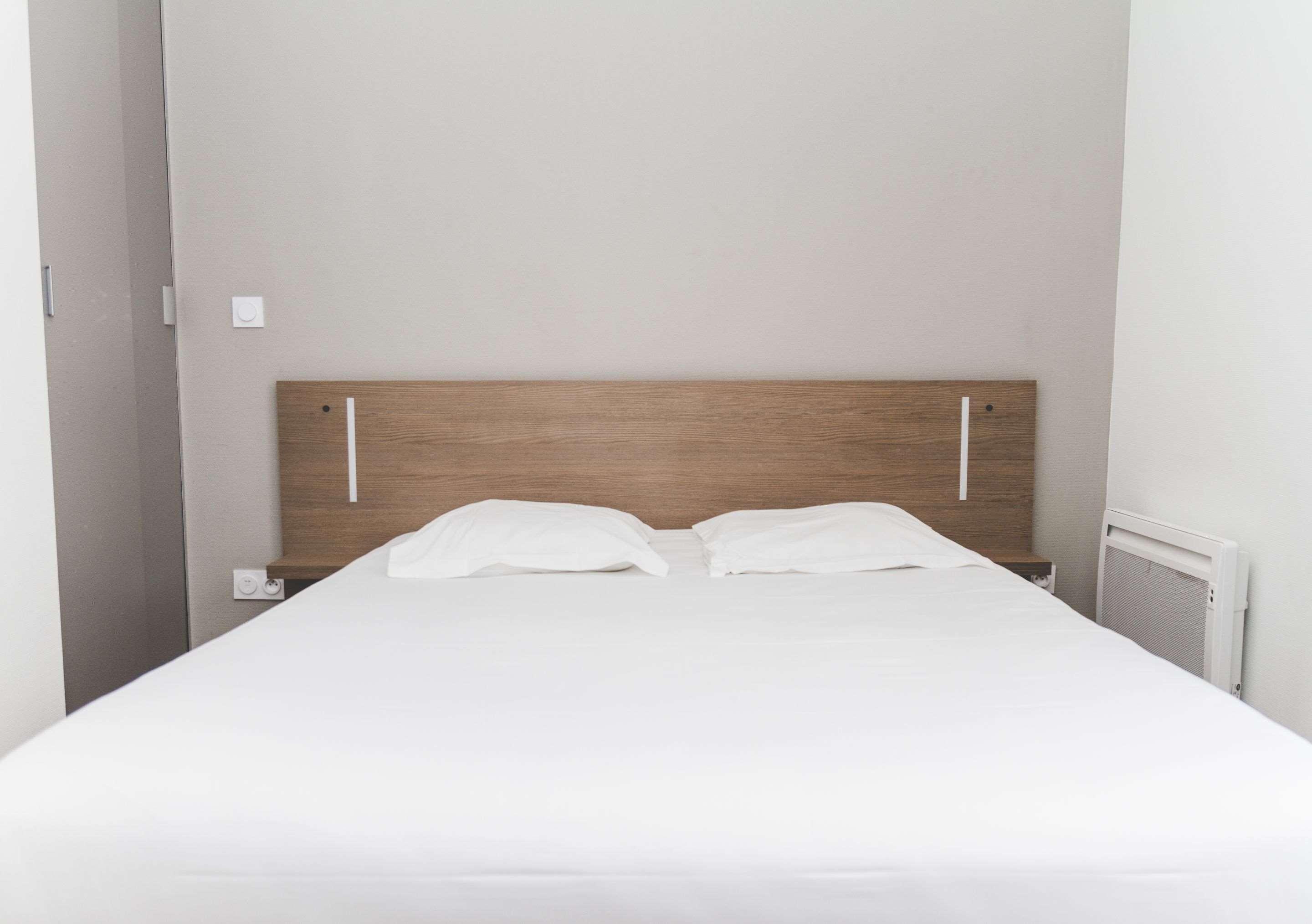 Terres De France - Appart'Hotel Quimper Bretagne Экстерьер фото