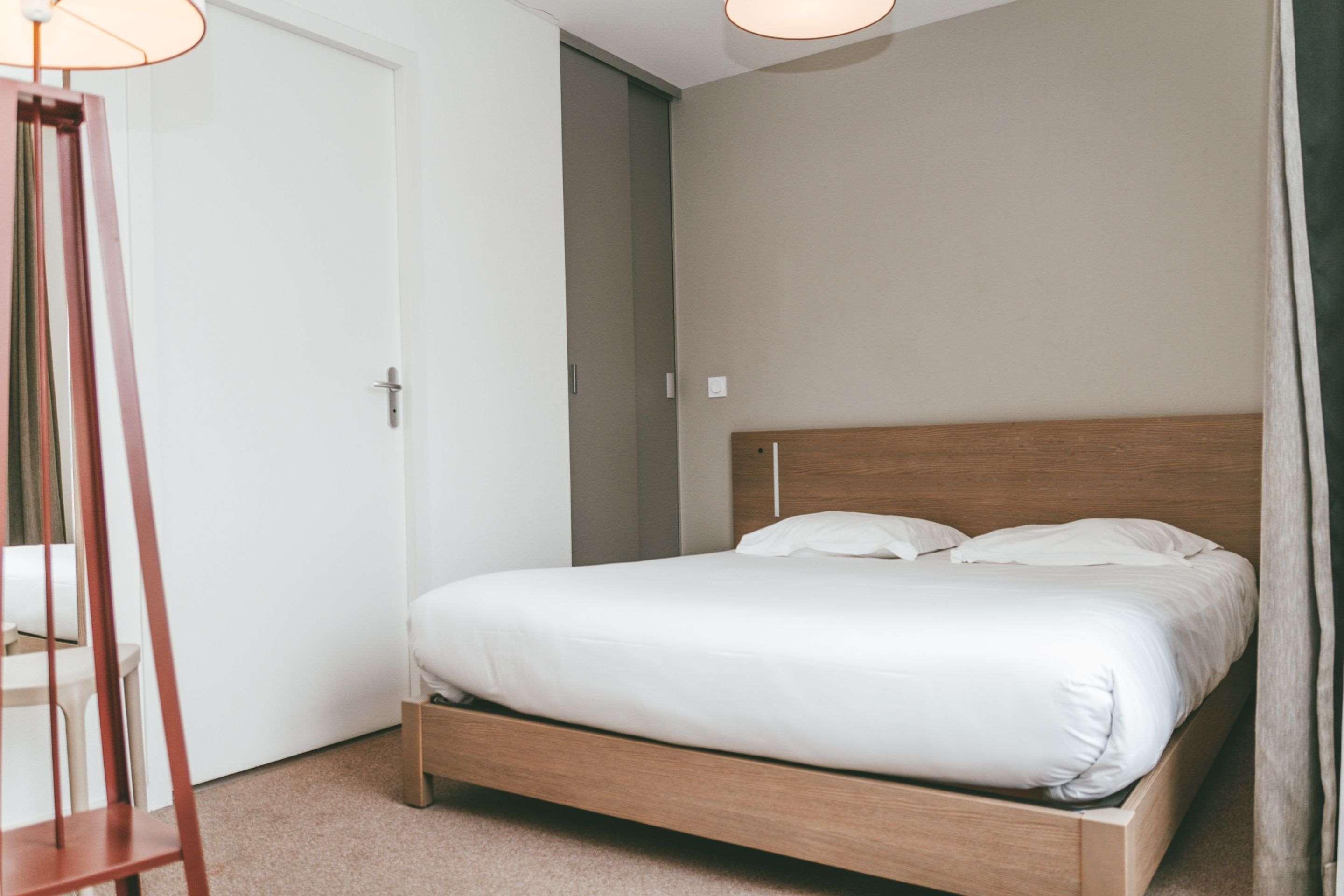 Terres De France - Appart'Hotel Quimper Bretagne Экстерьер фото