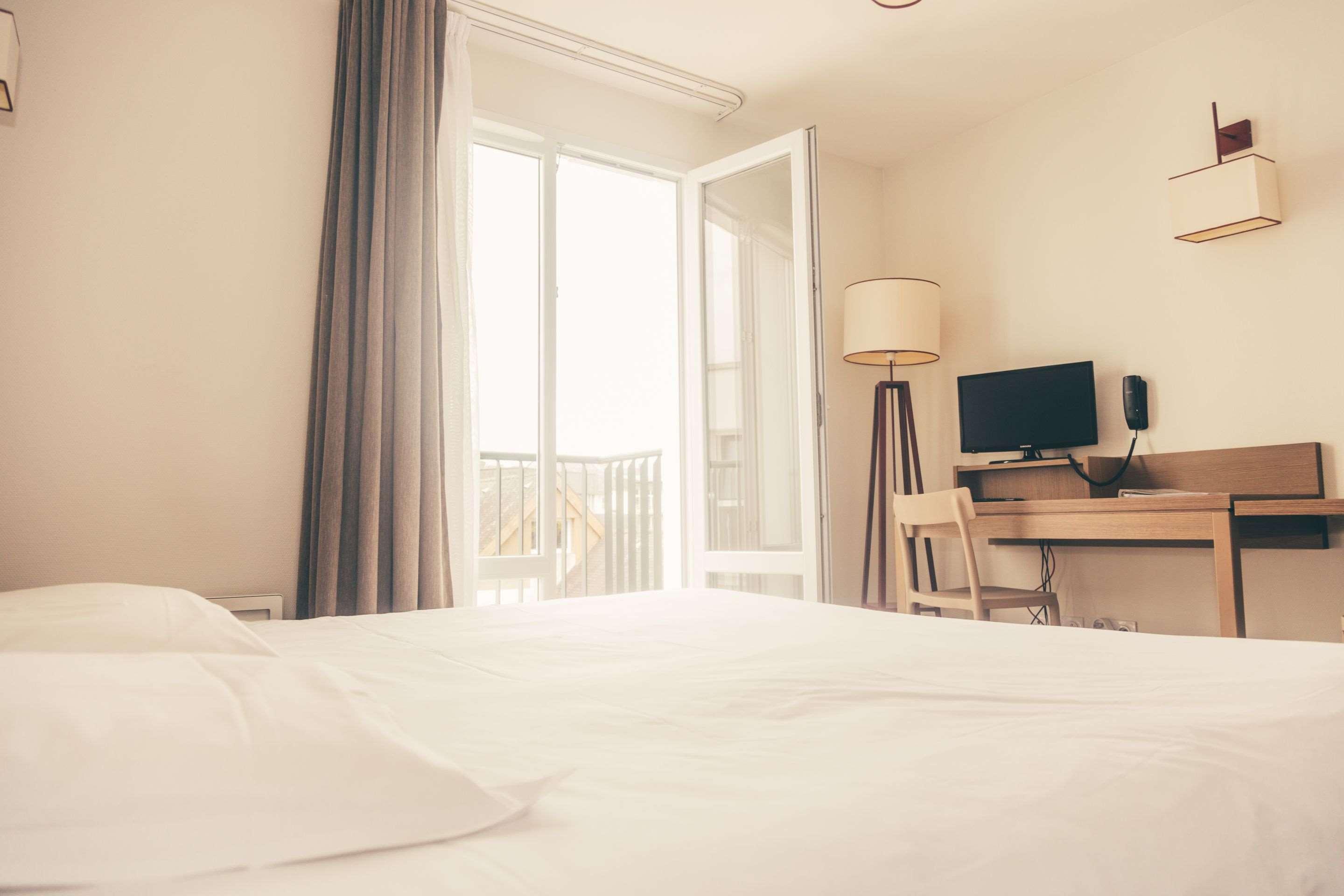 Terres De France - Appart'Hotel Quimper Bretagne Экстерьер фото