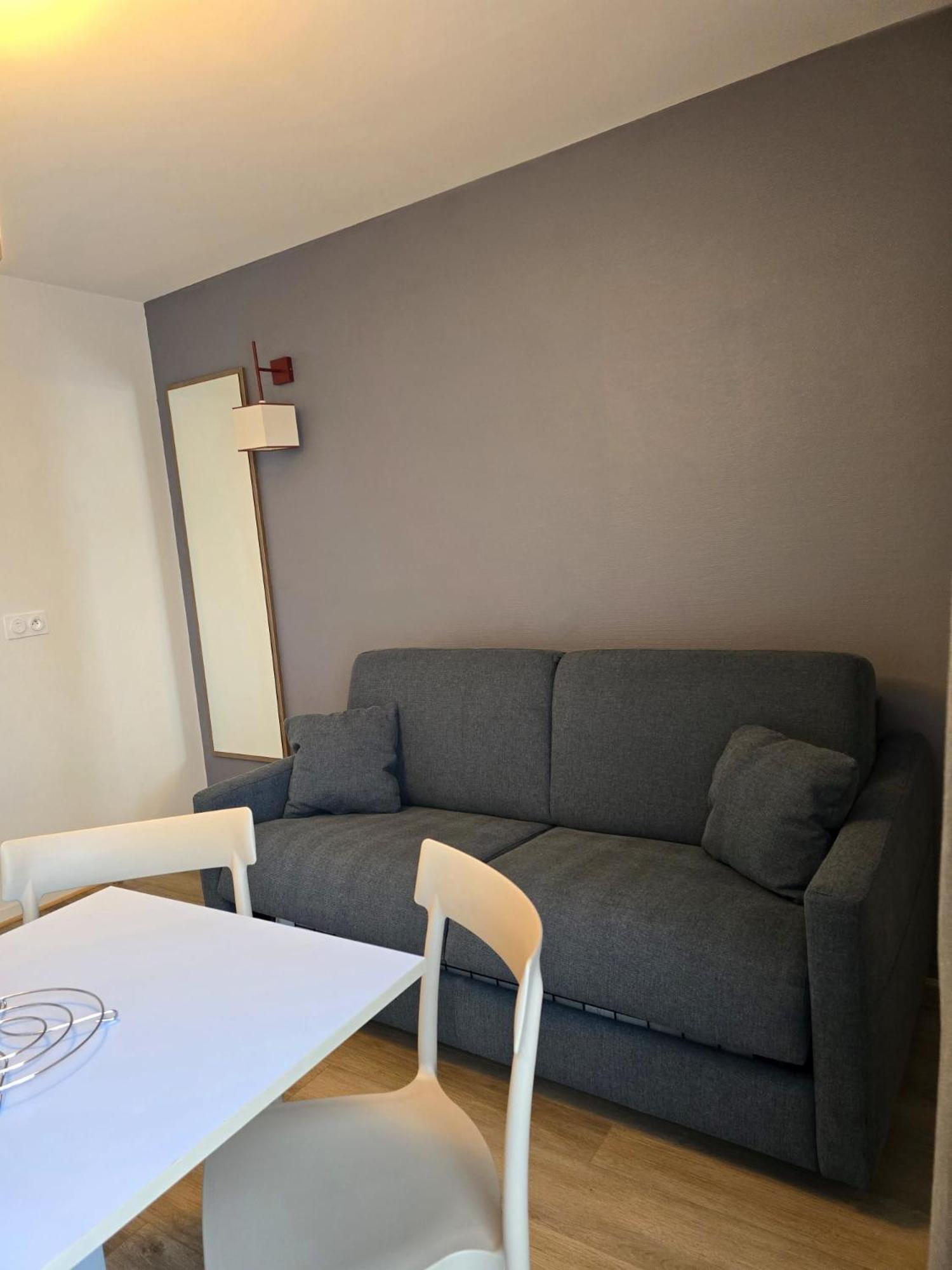 Terres De France - Appart'Hotel Quimper Bretagne Экстерьер фото