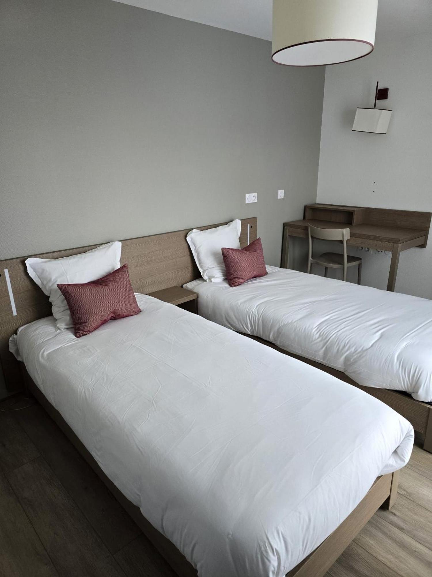 Terres De France - Appart'Hotel Quimper Bretagne Экстерьер фото